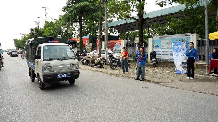 Công an xã Dương Hoà triển khai công tác tiếp sức mùa thi kỳ thi vào lớp 10 THPT năm 2026- Ảnh 4.
