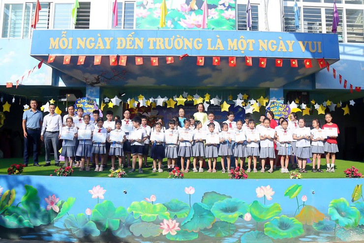 Rộn ràng Lễ bế giảng tại các trường học trên địa bàn phường Dương Nội- Ảnh 2.