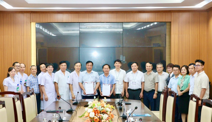 LỄ KÝ KẾT HỢP TÁC GIỮA TRẠM Y TẾ XÃ VĨNH THANH VÀ BỆNH VIỆN BỆNH NHIỆT ĐỚI TRUNG ƯƠNG- Ảnh 6.
