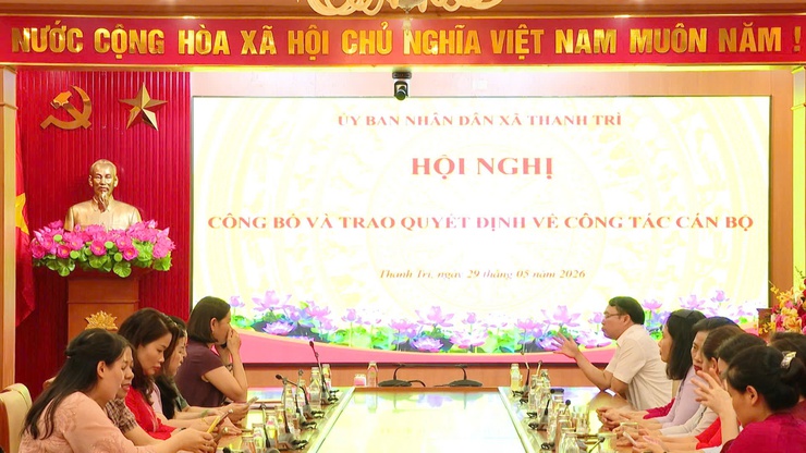 UBND xã Thanh Trì công bố và trao quyết định điều động, bổ nhiệm cán bộ quản lý giáo dục năm 2026- Ảnh 1.