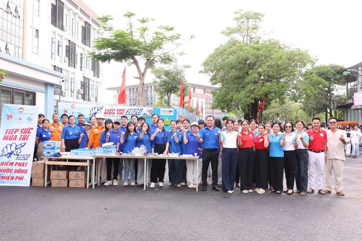 30 tình nguyện viên ra quân “Tiếp sức mùa thi”. Đồng hành cùng thí sinh trong kỳ thi vào lớp 10- Ảnh 4.