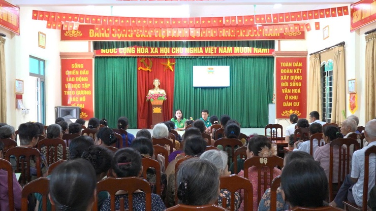Cán bộ, hội viên nông dân thôn Kim Bài được tuyên truyền công tác giải phóng mặt bằng Dự án Khu đô thị thể thao Olympic- Ảnh 1.