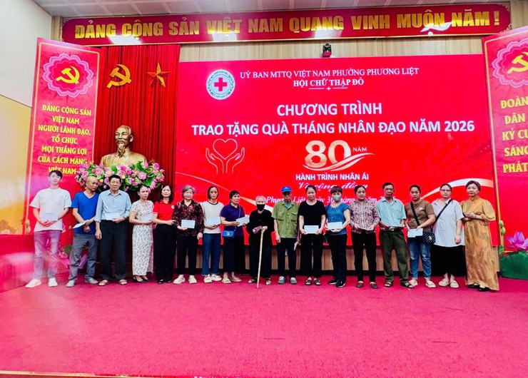 Phường Phương Liệt: Ấm áp Chương trình trao tặng quà hưởng ứng Tháng Nhân đạo năm 2026- Ảnh 8.