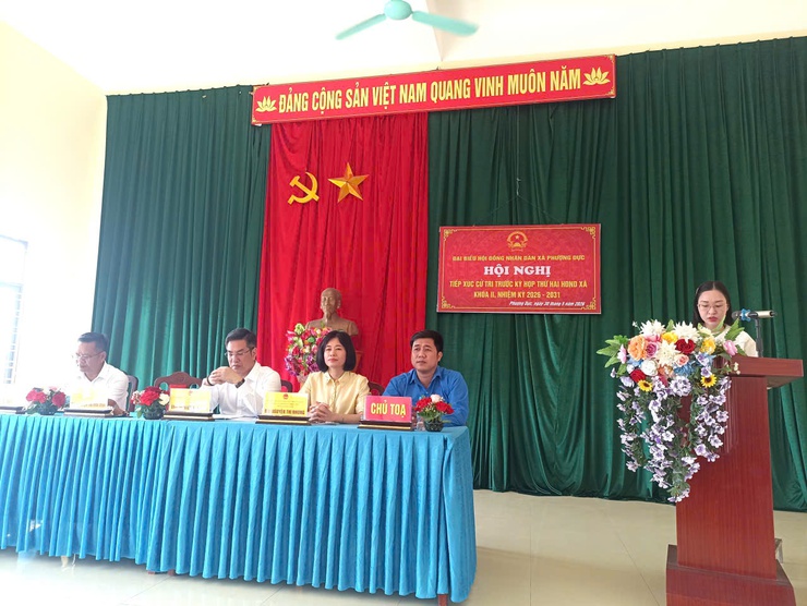 TỔ ĐẠI BIỂU SỐ 5 HĐND XÃ PHƯỢNG DỰC TIẾP XÚC CỬ TRI TRƯỚC KỲ HỌP THỨ HAI- Ảnh 1.