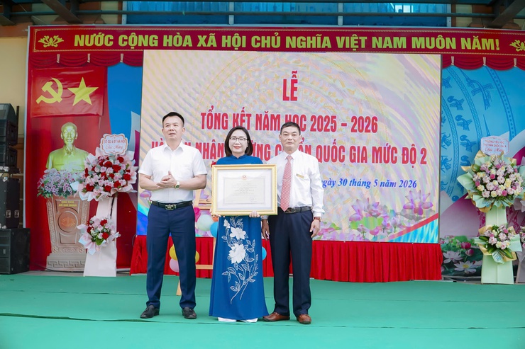 TRƯỜNG TIỂU HỌC TAM HIỆP B ĐÓN BẰNG CÔNG NHẬN TRƯỜNG ĐẠT CHUẨN QUỐC GIA MỨC ĐỘ 2 VÀ BẾ GIẢNG NĂM HỌC 2025 – 2026- Ảnh 2.