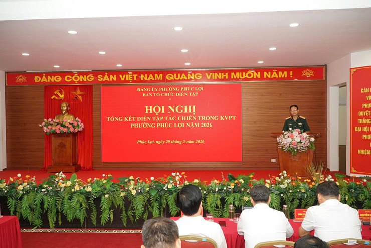 Phường Phúc Lợi tổ chức Hội nghị tổng kết diễn tập tác chiến trong khu vực phòng thủ năm 2026- Ảnh 3.