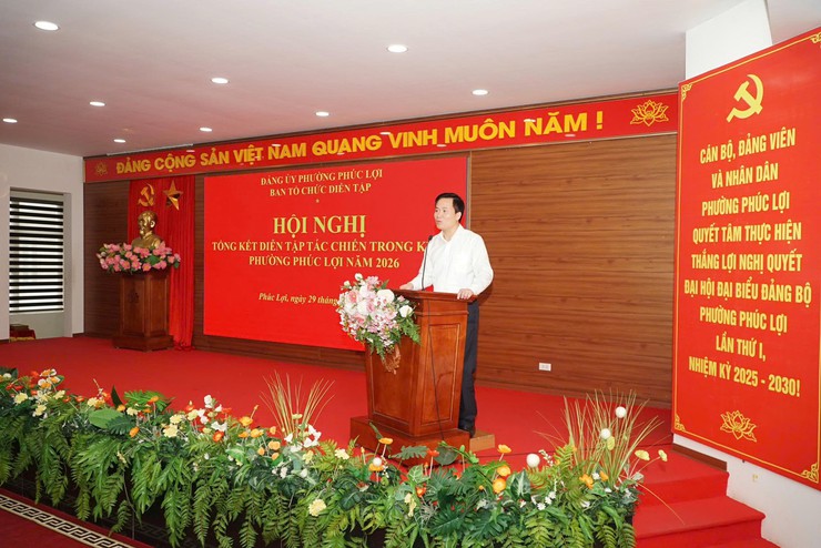 Phường Phúc Lợi tổ chức Hội nghị tổng kết diễn tập tác chiến trong khu vực phòng thủ năm 2026- Ảnh 2.