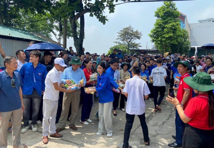 Điểm thi THPT Trần Đăng Ninh hoàn thành Kỳ thi tuyển sinh vào lớp 10 THPT năm học 2026-2027 an toàn, nghiêm túc- Ảnh 3.