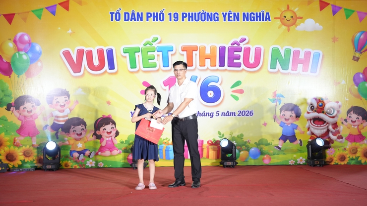 Sôi nổi chương trình Tết Thiếu nhi 1/6 tại Tổ dân phố 19 - Ảnh 6.