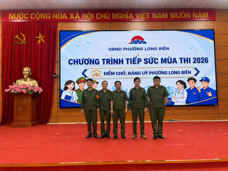 Phường Long Biên hoàn thành công tác hỗ trợ kỳ thi tuyển sinh vào lớp 10 THPT năm học 2026 -2027- Ảnh 7.