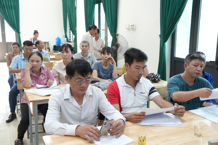 ĐỐI THOẠI THẲNG THẮN, TỪNG BƯỚC THÁO GỠ VƯỚNG MẮC TRONG CÔNG TÁC GIẢI PHÓNG MẶT BẰNG DỰ ÁN NÂNG CẤP, MỞ RỘNG QUỐC LỘ 21B- Ảnh 2.