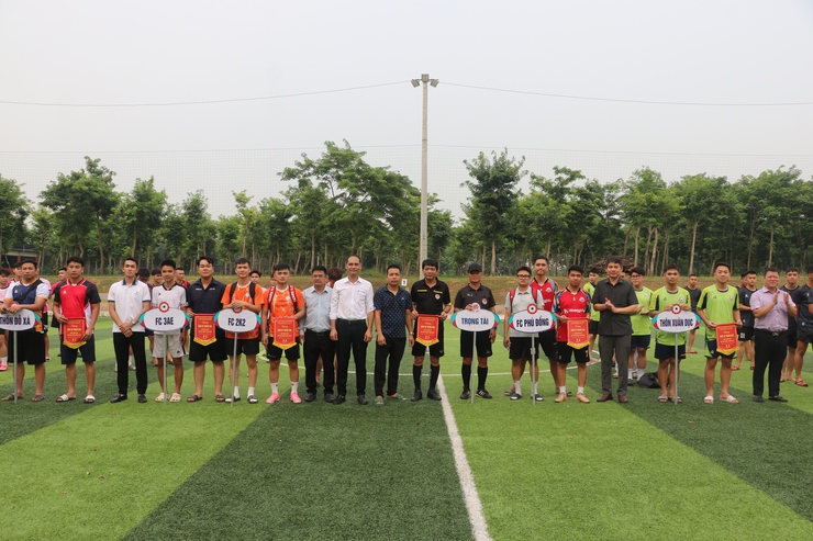 Khai mạc Giải bóng đá xã Phù Đổng năm 2026- Ảnh 1.