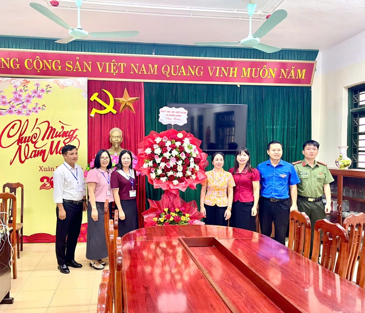 Kỳ thi tuyển sinh vào lớp 10 THPT trên địa bàn xã Chương Dương kết thúc an toàn, nghiêm túc, hiệu quả- Ảnh 2.
