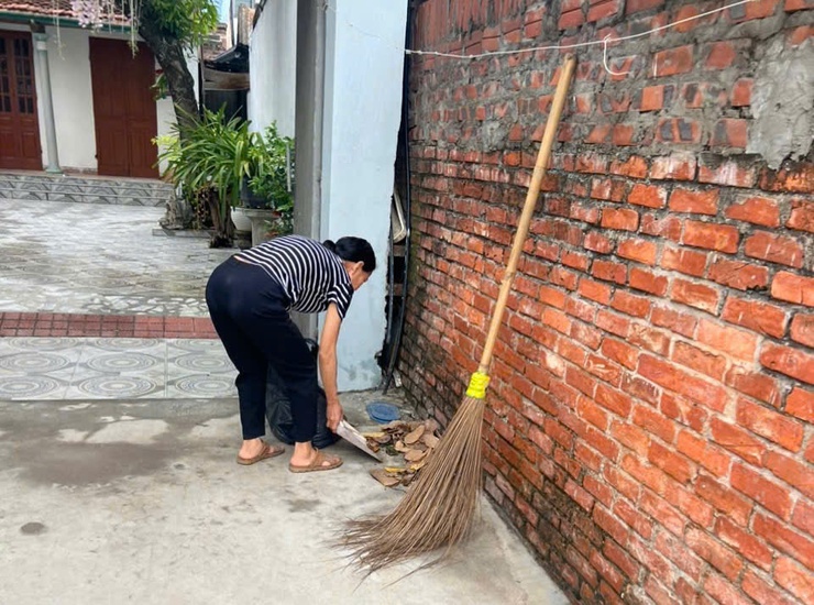 Phú Nghĩa ra quân tổng vệ sinh môi trường hưởng ứng Ngày ASEAN phòng, chống sốt xuất huyết lần thứ 16- Ảnh 11.