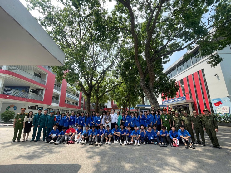 Phường Long Biên hoàn thành công tác hỗ trợ kỳ thi tuyển sinh vào lớp 10 THPT năm học 2026 -2027- Ảnh 1.