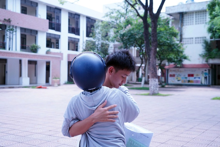 Kỳ thi tuyển sinh vào lớp 10 THPT trên địa bàn phường Chương Mỹ kết thúc an toàn, nghiêm túc, hiệu quả- Ảnh 7.