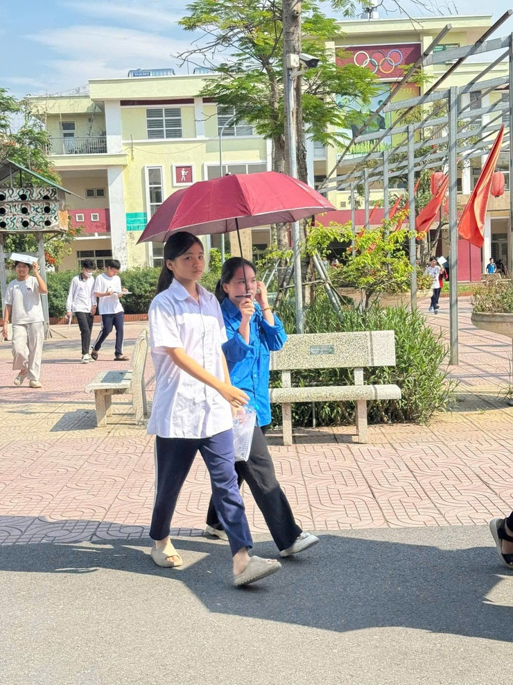 Khép lại kỳ thi vào lướp 10 THPT: học sinh Nam Phù tự tin bước vào hành trình mới- Ảnh 24.