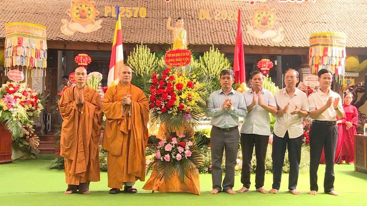 Trang nghiêm Đại lễ Phật đản Phật lịch 2570 tại chùa Hiển Quang- Ảnh 5.