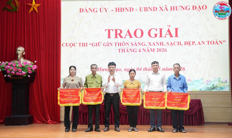 XÃ HƯNG ĐẠO TỔ CHỨC LỄ CHÀO CỜ THÁNG 5 NĂM 2026 – CÔNG BỐ QUYẾT ĐỊNH VỀ CÔNG TÁC CÁN BỘ VÀ KHEN THƯỞNG PHONG TRÀO THI ĐUA- Ảnh 4.
