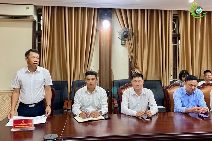 Đảng ủy xã Phú Cát tổ chức lễ chào cờ đầu tháng 5 năm 2026- Ảnh 3.
