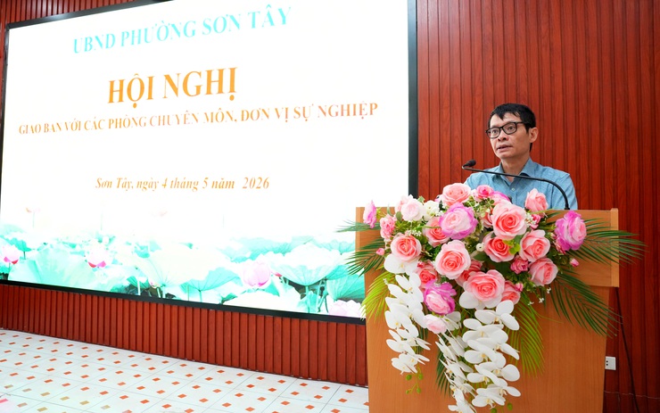 SƠN TÂY HỌP GIAO BAN THƯỜNG TRỰC UBND PHƯỜNG VỚI CÁC PHÒNG CHUYÊN MÔN, ĐƠN VỊ TRỰC THUỘC- Ảnh 3.