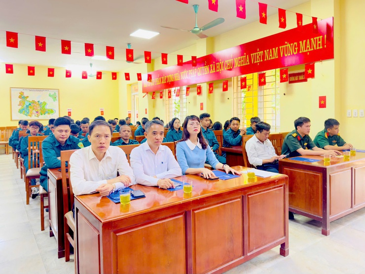 Nam Phù: Nâng cao chất lượng Dân quân tự vệ, đáp ứng yêu cầu nhiệm vụ trong tình hình mới- Ảnh 4.