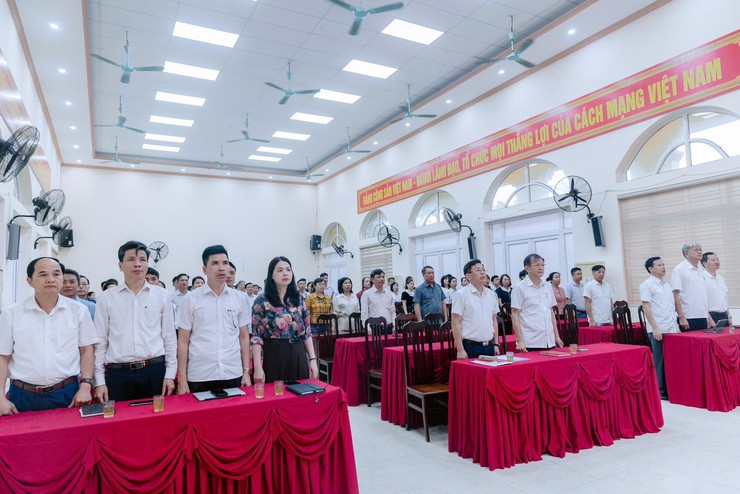 XÃ ỨNG THIÊN TỔ CHỨC SINH HOẠT DƯỚI CỜ THÁNG 5/2026, TRIỂN KHAI NHIỆM VỤ TRỌNG TÂM- Ảnh 1.
