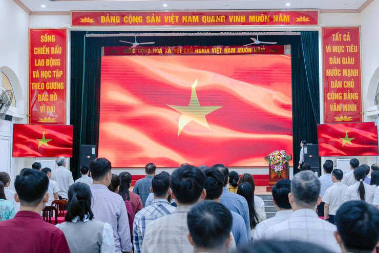 XÃ ỨNG THIÊN TỔ CHỨC SINH HOẠT DƯỚI CỜ THÁNG 5/2026, TRIỂN KHAI NHIỆM VỤ TRỌNG TÂM- Ảnh 4.