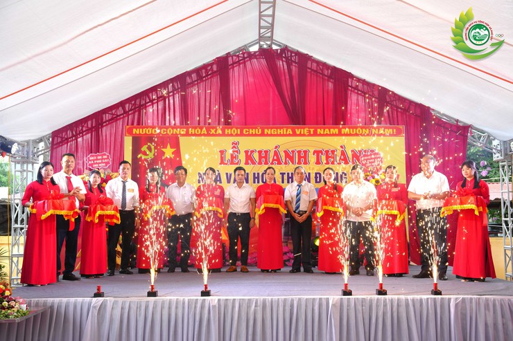 Thôn Đông Thượng, xã Phú Cát khánh thành Nhà văn hóa- Ảnh 1.