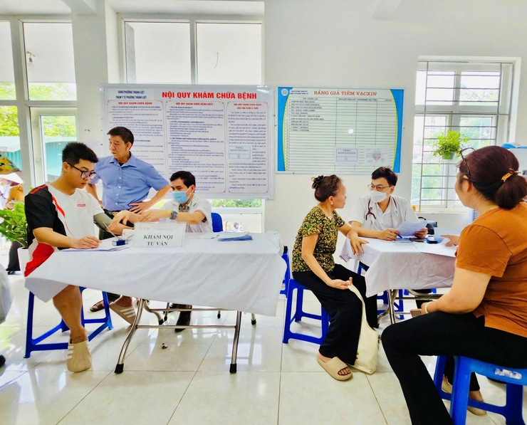 Phường Thanh Liệt tổ chức Ngày cao điểm “Chiến dịch truyền thông lồng ghép cung cấp dịch vụ chăm sóc sức khỏe, nâng cao chất lượng dân số năm 2026"- Ảnh 1.