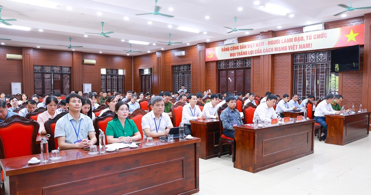 Ban Xây dựng Đảng xã Yên Xuân phối hợp với UBND xã, Công an xã và Ban Chỉ huy Quân sự xã tổ chức Hội nghị ký kết chương trình phối hợp thực hiện công tác - Ảnh 1.