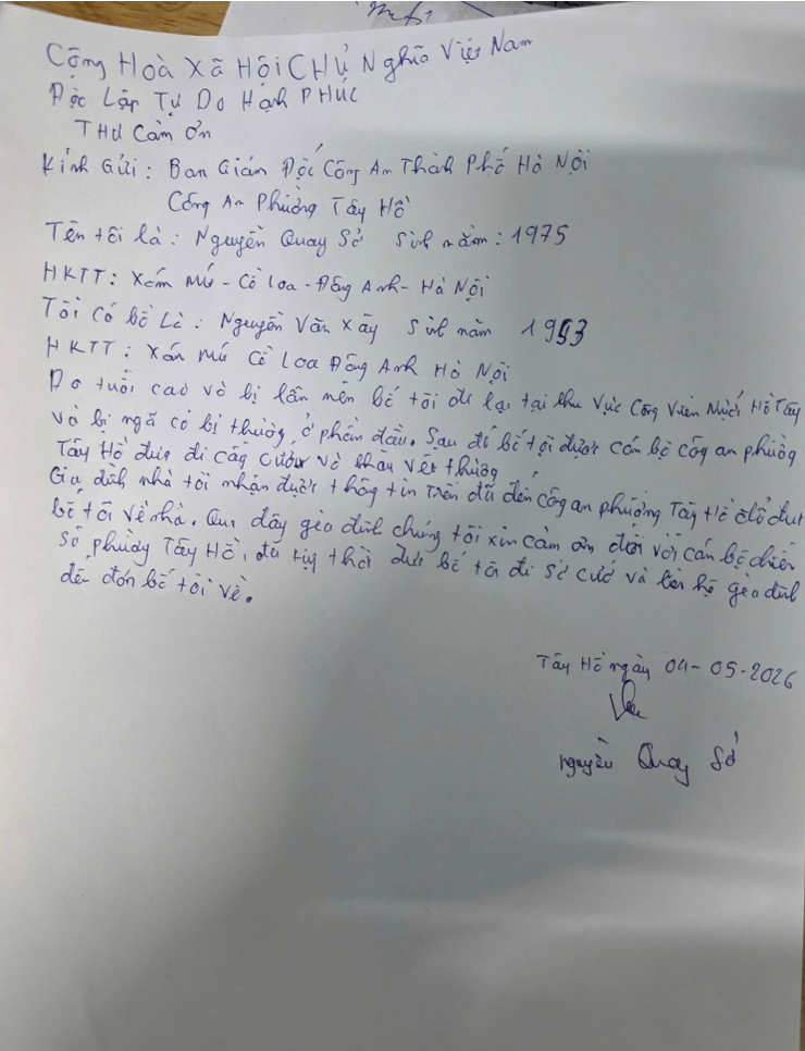 Công an phường Tây Hồ hỗ trợ người dân gặp nạn trong mưa lớn- Ảnh 3.