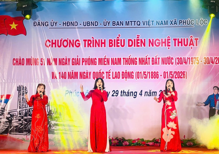 Phúc Lộc: Rộn ràng đêm văn nghệ kỷ niệm 51 năm Ngày Giải phóng miền Nam- Ảnh 11.