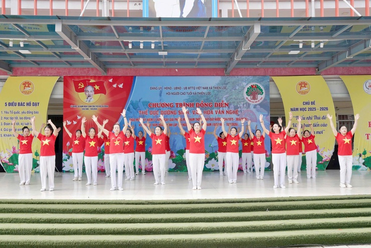 Hội Người cao tuổi xã Thiên Lộc giao lưu văn hóa, văn nghệ - thể dục dưỡng sinh chào mừng các ngày lễ lớn của đất nước.- Ảnh 13.