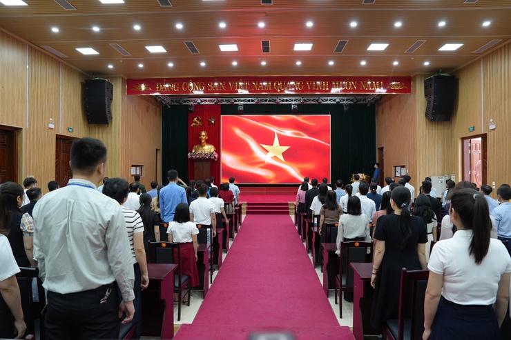 Thanh Oai tổ chức Lễ chào cờ tháng 5/2026, quán triệt nhiệm vụ trọng tâm- Ảnh 1.