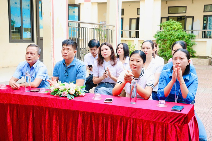 Thắp lửa truyền thống cách mạng cho học sinh THCS Phú Nghĩa qua những câu chuyện lịch sử sống động- Ảnh 14.