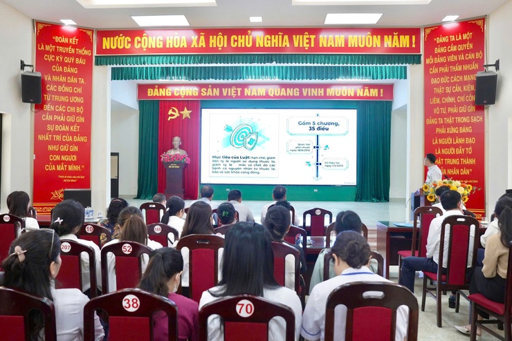 Tập huấn phòng, chống tác hại thuốc lá trên địa bàn xã Thiên Lộc- Ảnh 1.
