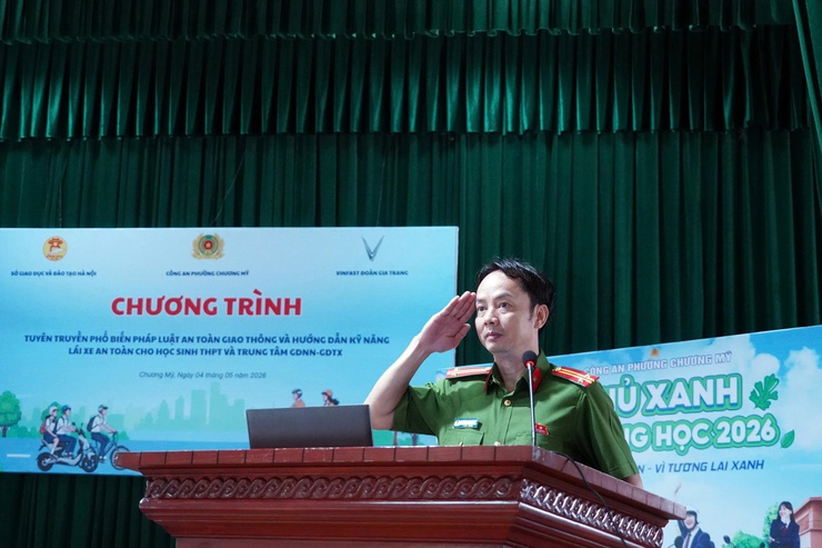 Công an phường Chương Mỹ tuyên truyền, hướng dẫn kỹ năng lái xe an toàn cho học sinh- Ảnh 5.