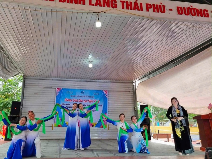 PHỤ NỮ SÓC SƠN SÔI NỔI THI ĐUA CHÀO MỪNG CÁC NGÀY LỄ LỚN- Ảnh 8.