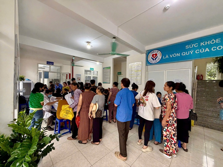 Phường Thanh Liệt tổ chức Ngày cao điểm “Chiến dịch truyền thông lồng ghép cung cấp dịch vụ chăm sóc sức khỏe, nâng cao chất lượng dân số năm 2026"- Ảnh 2.