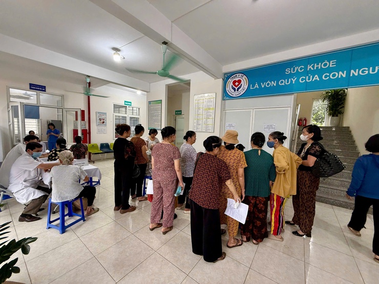 Phường Thanh Liệt tổ chức Ngày cao điểm “Chiến dịch truyền thông lồng ghép cung cấp dịch vụ chăm sóc sức khỏe, nâng cao chất lượng dân số năm 2026"- Ảnh 3.