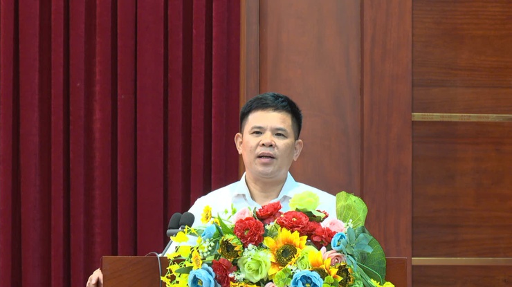Phúc Thọ sinh hoạt dưới Cờ tháng 5 và giao ban đánh giá kết quả thực hiện nhiệm vụ tháng 4, triển khai nhiệm vụ tháng 5/2026- Ảnh 2.