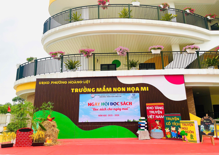 Trường Mầm non Họa Mi tổ chức “Ngày hội sách - Nơi ươm mầm tri thức”- Ảnh 1.