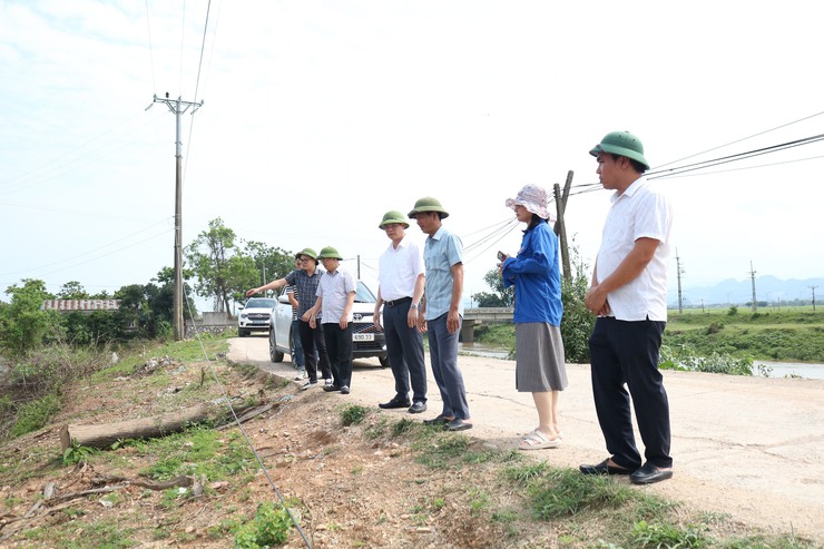 Xã Quảng Bị kiểm tra tiến độ thực hiện các dự án trên địa bàn- Ảnh 2.