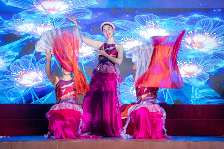 ĐẶC SẮC CHƯƠNG TRÌNH VĂN NGHỆ CHÀO MỪNG ĐẠI HỘI ĐẠI BIỂU TOÀN QUỐC MTTQ VIỆT NAM VÀ CÁC TỔ CHỨC CHÍNH TRỊ - XÃ HỘI NHIỆM KỲ 2026-2031- Ảnh 23.