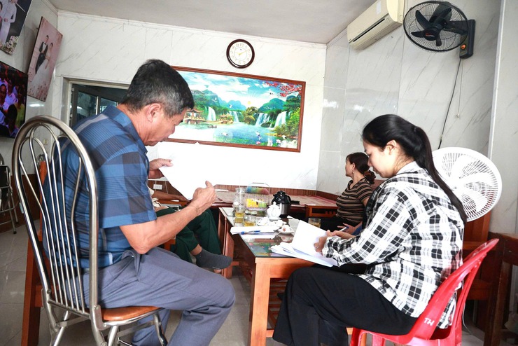 Ủy ban MTTQ xã Ứng Thiên đẩy mạnh tuyên truyền, vận động giải phóng mặt bằng dự án nâng cấp Quốc lộ 21B- Ảnh 4.