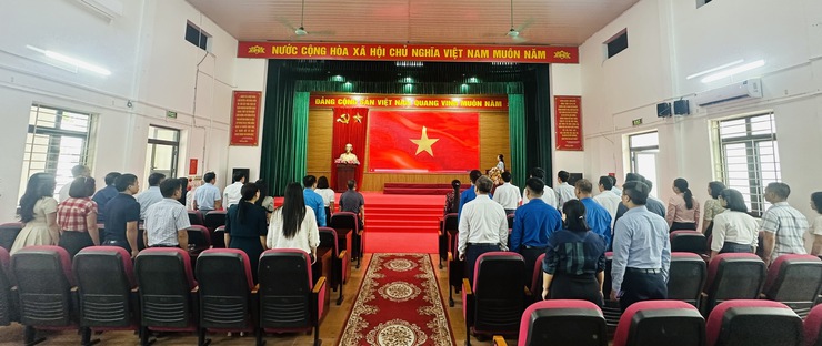 ĐẢNG BỘ CÁC CƠ QUAN ĐẢNG XÃ NỘI BÀI TỔ CHỨC LỄ CHÀO CỜ THÁNG 5/2026- Ảnh 1.