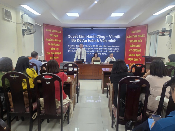 TỔ CHỨC GIAO BAN GIẢI QUYẾT ĐIỂM NGHẼN VỀ AN TOÀN THỰC PHẨM TRÊN ĐỊA BÀN PHƯỜNG BỒ ĐỀ- Ảnh 2.