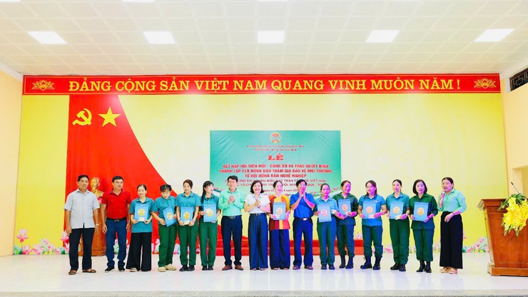 HỘI NÔNG DÂN VÀ HỘI LHPN XÃ NỘI BÀI TỔ CHỨC NHIỀU HOẠT ĐỘNG CHÀO MỪNG ĐẠI HỘI ĐẠI BIỂU TOÀN QUỐC MTTQ VIỆT NAM VÀ CÁC TỔ CHỨC CHÍNH TRỊ - XÃ HỘI NHIỆM KỲ 2023-2031- Ảnh 8.
