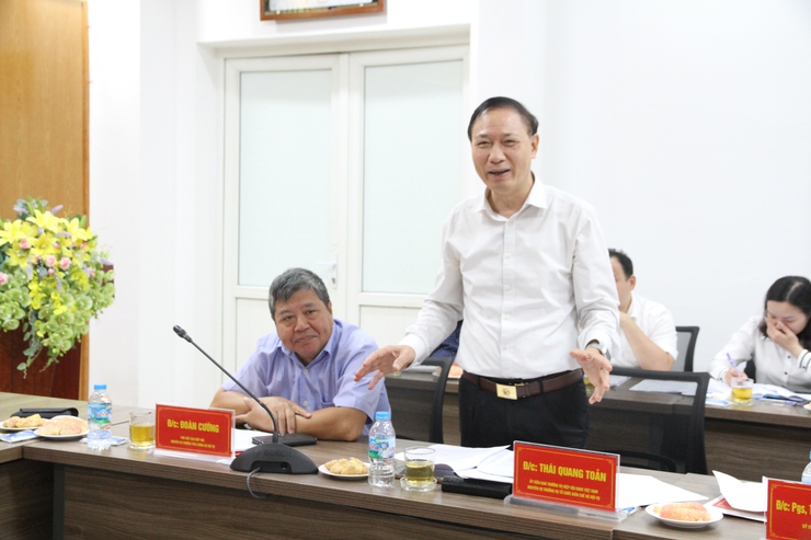 Hiệp hội Khoa học Hành chính Việt Nam khảo sát, trao đổi kết quả trong quá trình thực hiện chính quyền 02 cấp tại phường Xuân Phương - Ảnh 7.